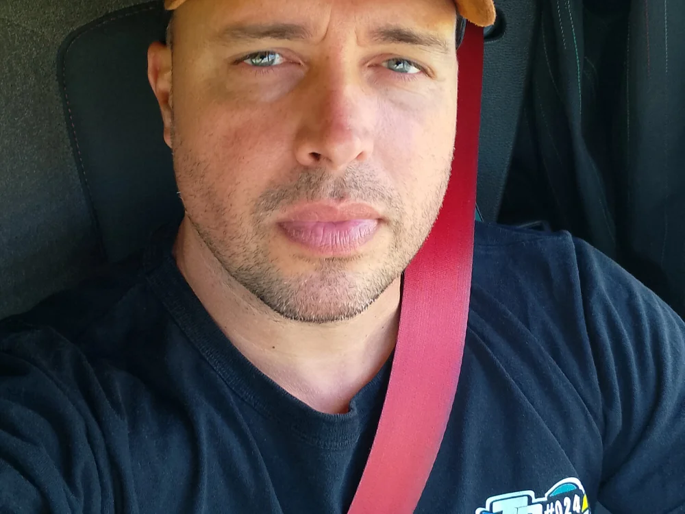 el_viaje1 Chat XXX offline