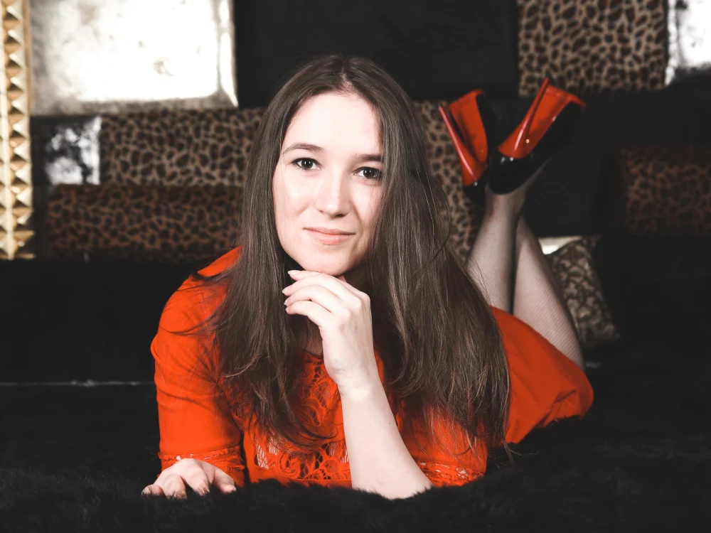 BethFeeling's Offline Chat Room