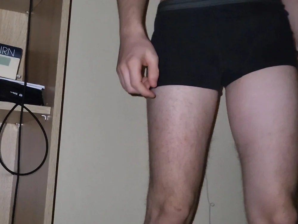 hotwhitedick2 Chat XXX offline