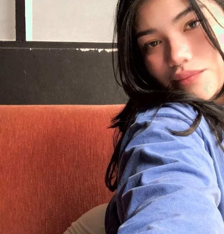Lauris_b offline XXX-chat