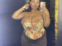 Sugarbabe242 live XXX chat