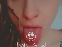 Angie_Upsidedown's Offline Chat Room