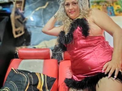 1ROCHI - Girl 