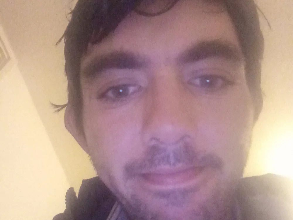 vanmeermvm's Offline Chat Room