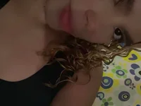 Golden_kiss23's Offline Chat Room
