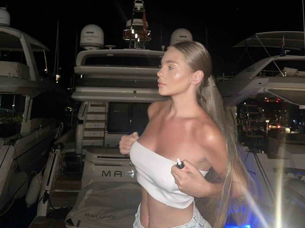 חדר צ'אט לא  מקוון של ObsessGoddess