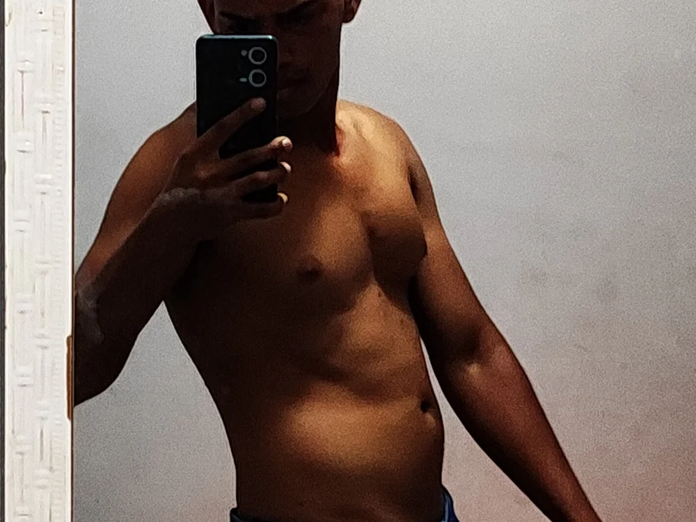 Erick_rhian offline chatrum