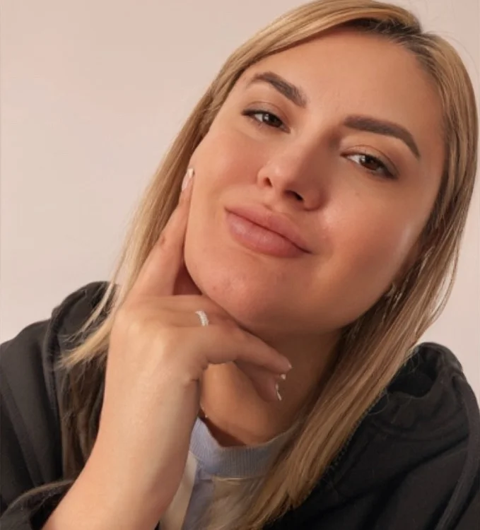 Cortese_26 offline XXX-chat