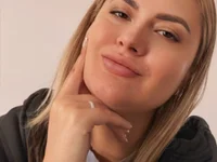 Cortese_26's Offline Chat Room