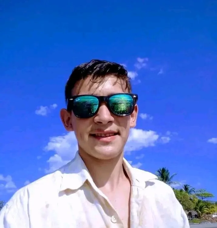 lindoyo321's Offline XXX Chat