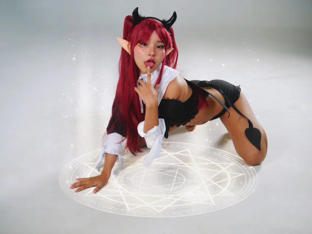 velvetnami's Offline XXX Chat