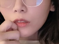 Ashepova000 webcam thumbnail