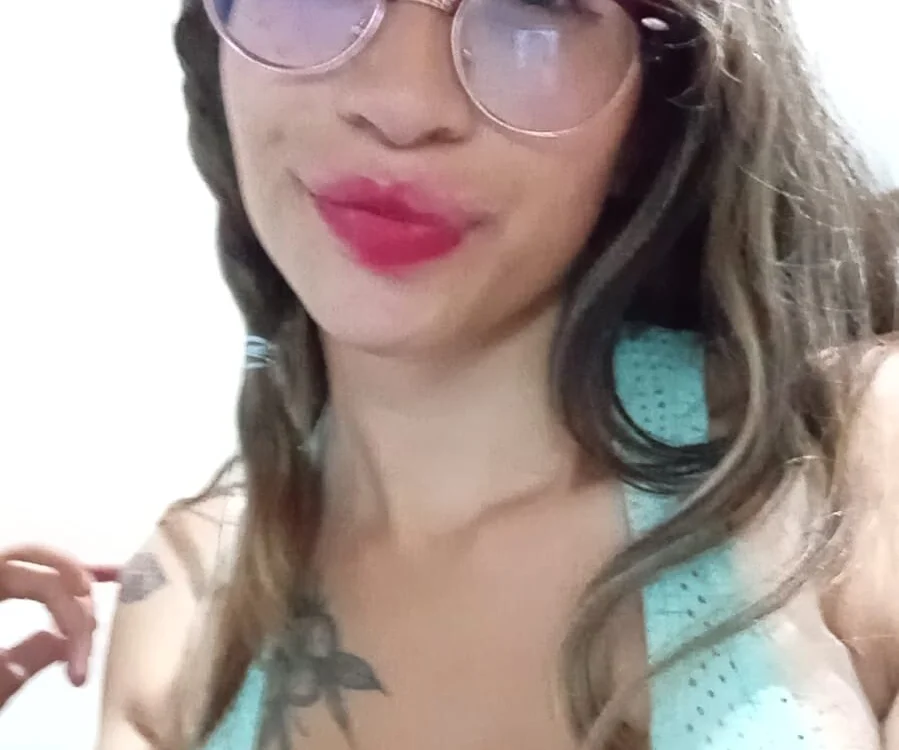amber_steele's Offline Chat Room