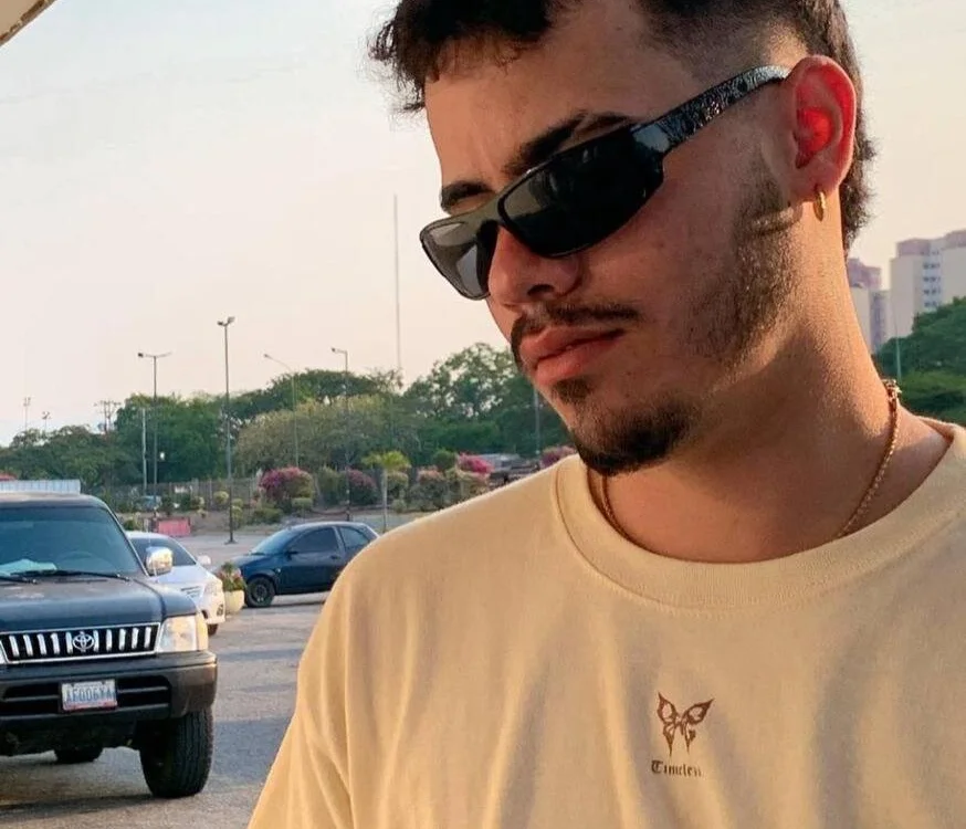 tattooed_pimp offline chatrum