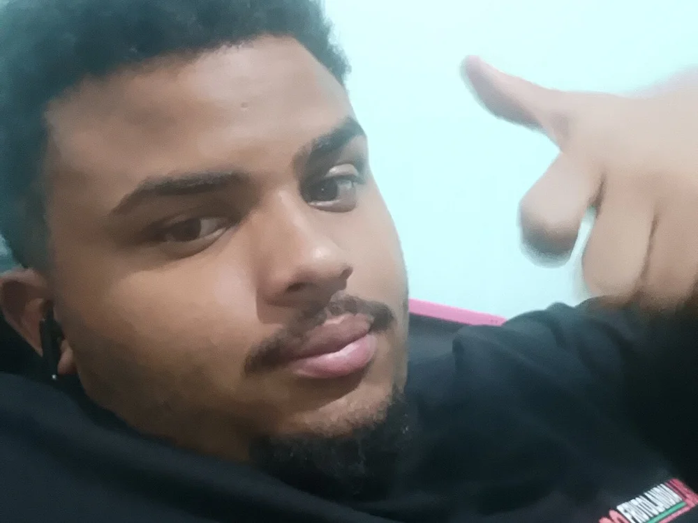 afrobrasil18's Offline XXX Chat