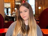 SylviaWhitaker's webcam live show