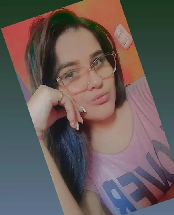 Asshley07's Offline Chat Room