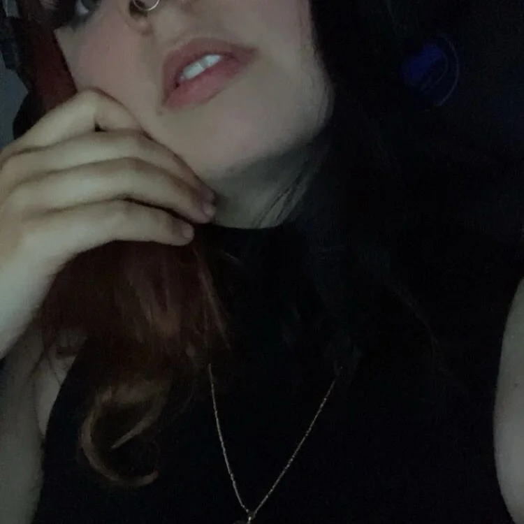 MistressMilkx offline chatrum