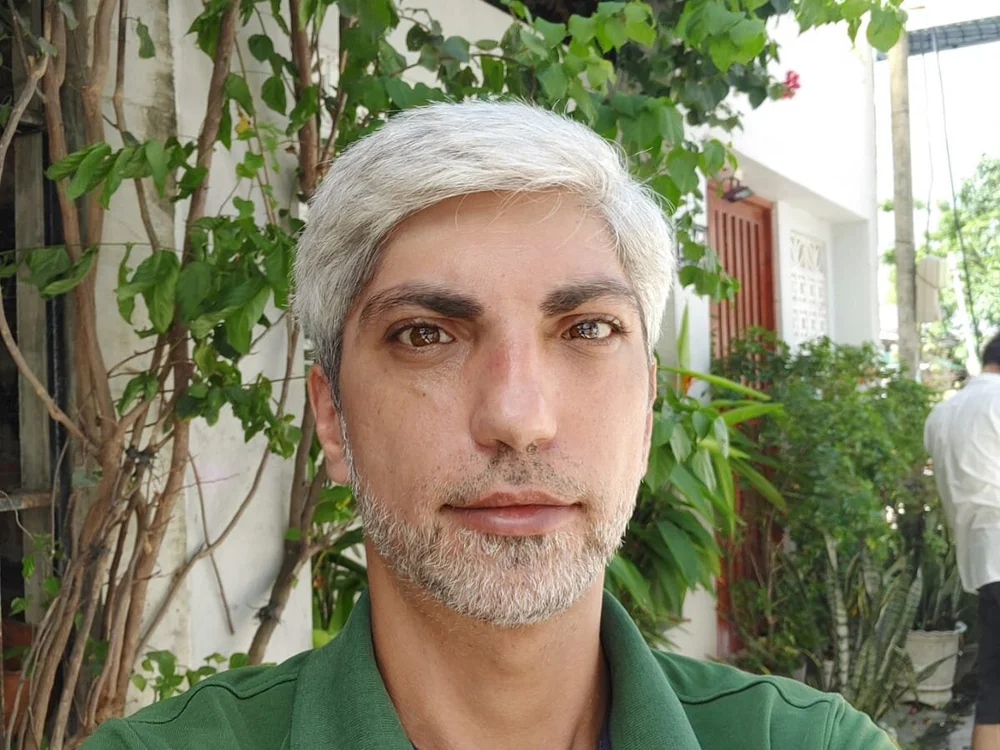 melchris99 Adlı Modelin Çevrimdışı Sohbet Odası