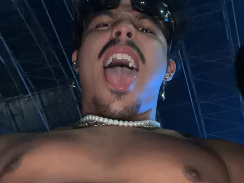 Chatroom XXX hors ligne de April_69