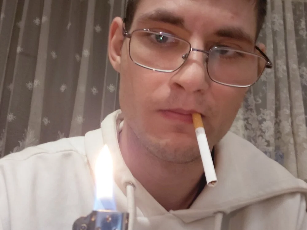 hotchris0708 Offline XXX-Chat