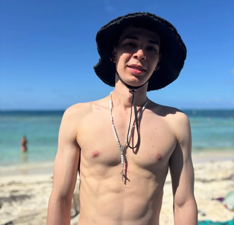 Офлайн-чат XXX Brandon_Wolf