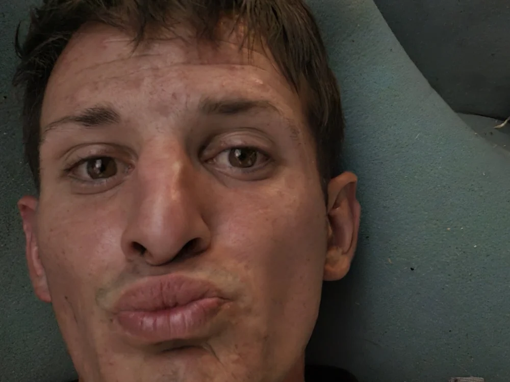 kwinky9826 offline chatrum