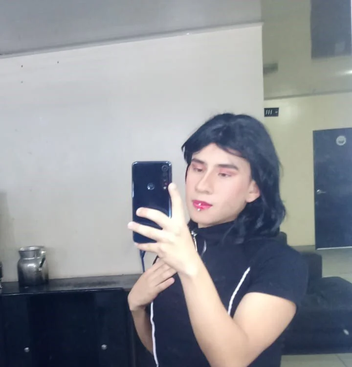 dima_Vasquez Offline XXX Chat