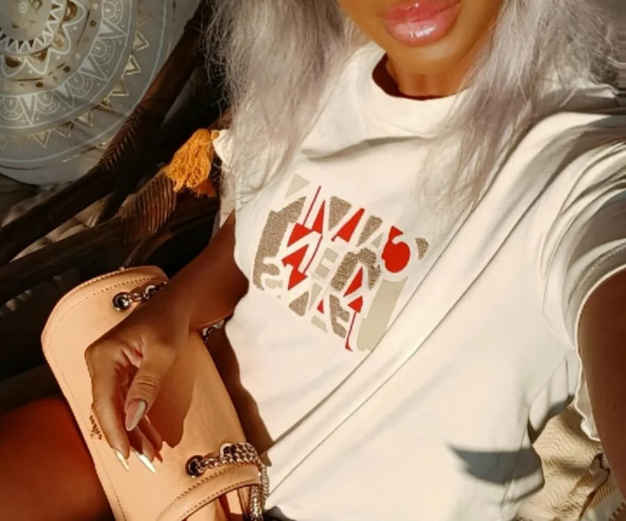 DolceMalenna offline XXX-chat