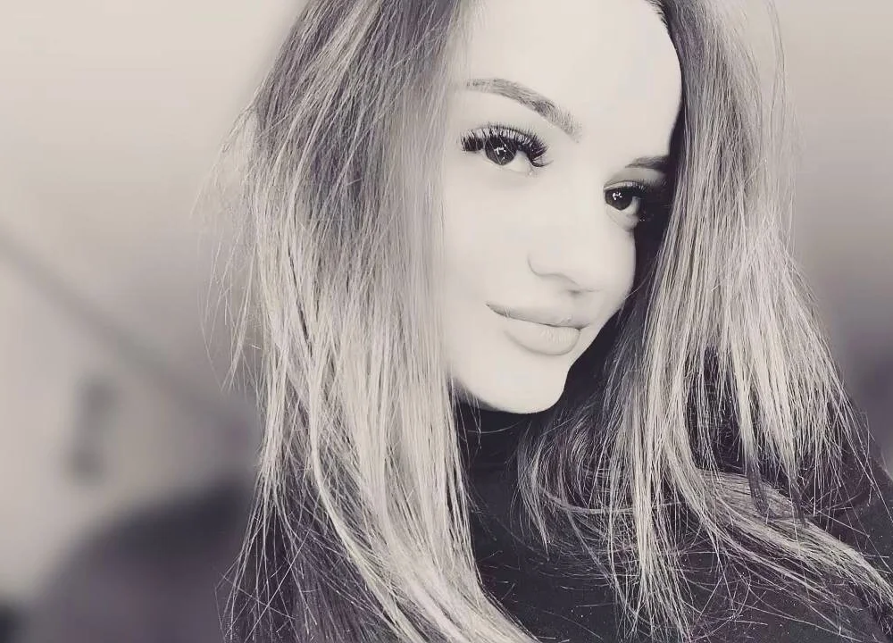 Cutie_meoow_ Obrolan XXX Offline