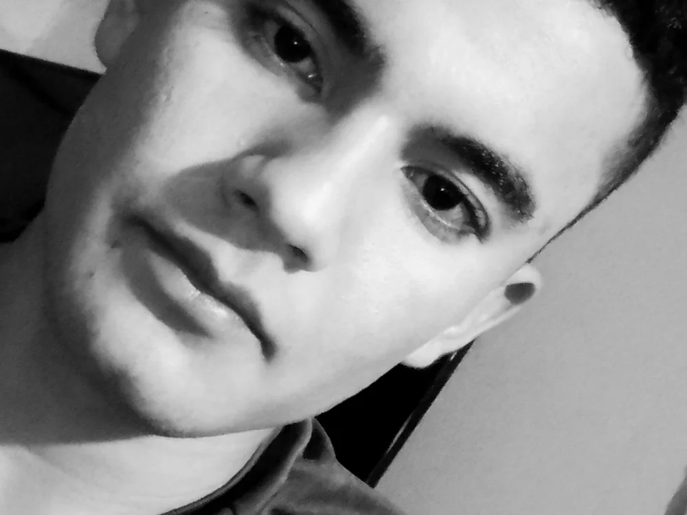 sebas17155's Offline Chat Room