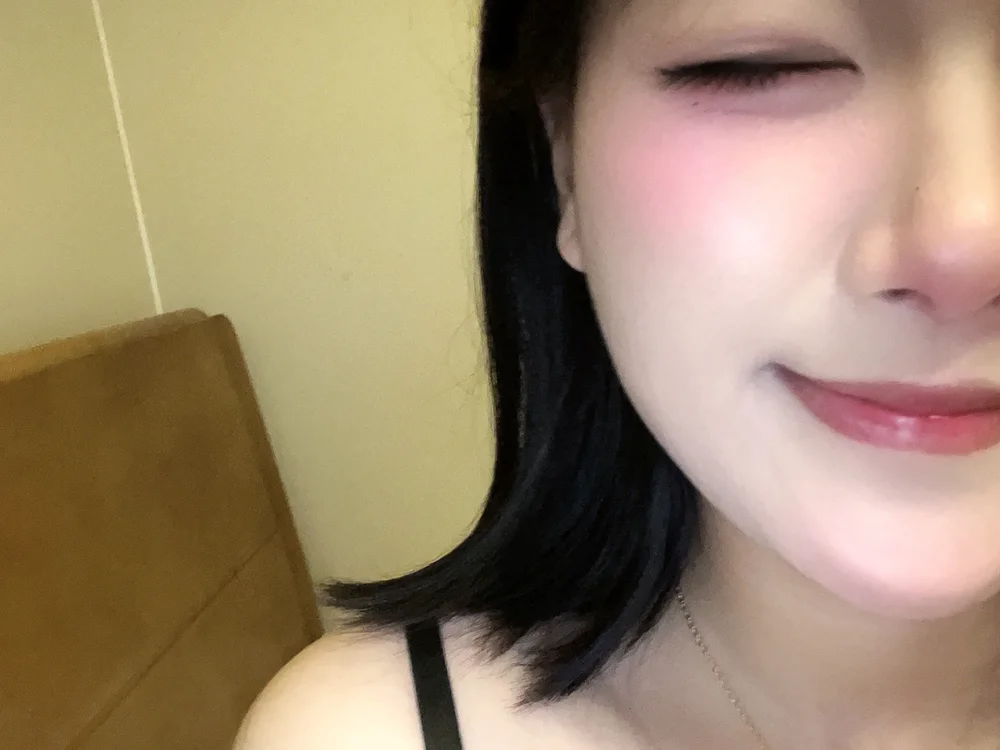 zhenzhenld0002 Obrolan XXX Offline