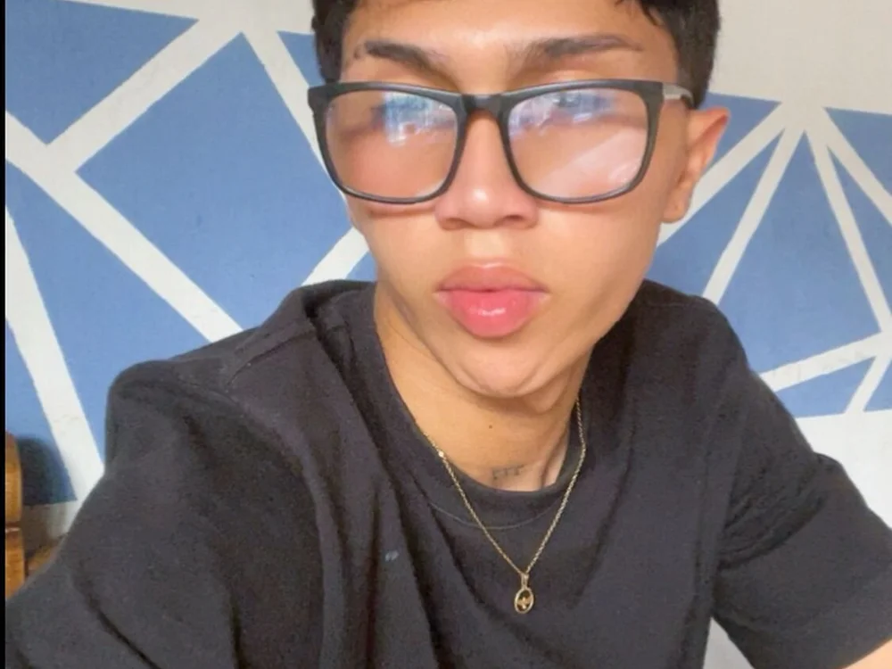 THOMAS_MILLER21 Ruang Obrolan Offline