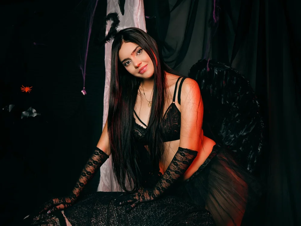 CharlotteCooper_ Offline XXX-Chat