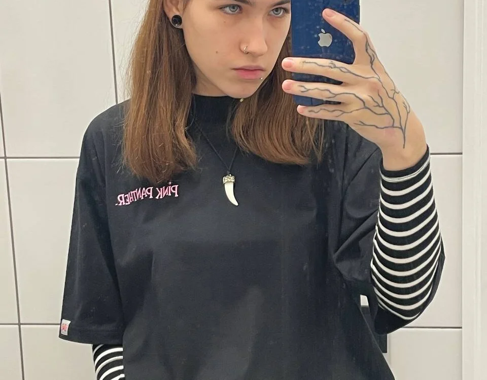 دردشة EvaAndLuna الجنسية دون اتصال