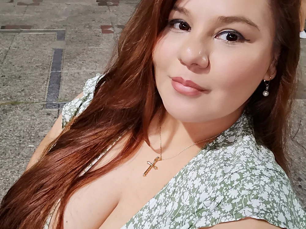 irina_rosse's Offline XXX Chat
