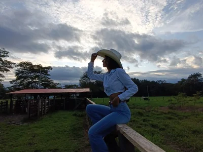CeleGarcia - Girl 