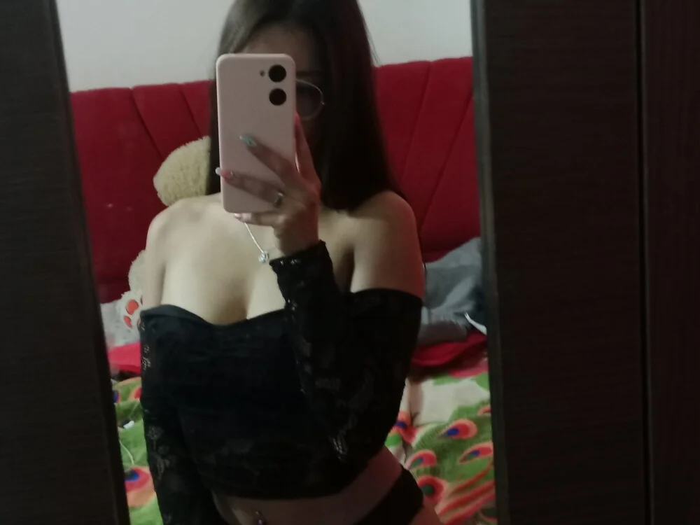 Chat +18 off-line de velvet_macaw