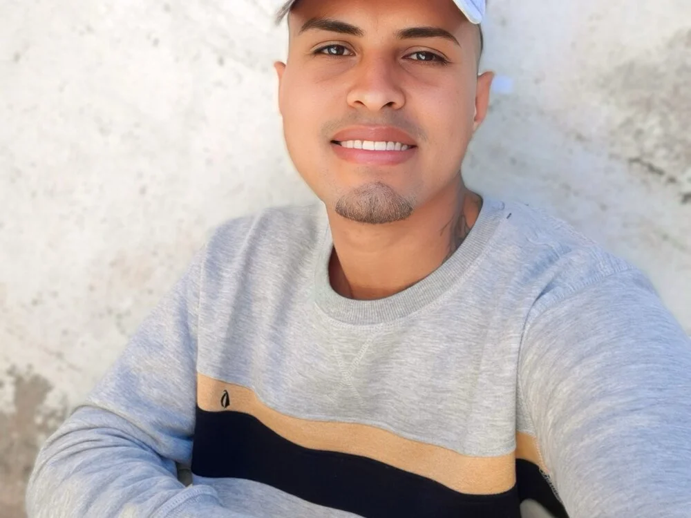 Godiee14 – Offline XXX chat