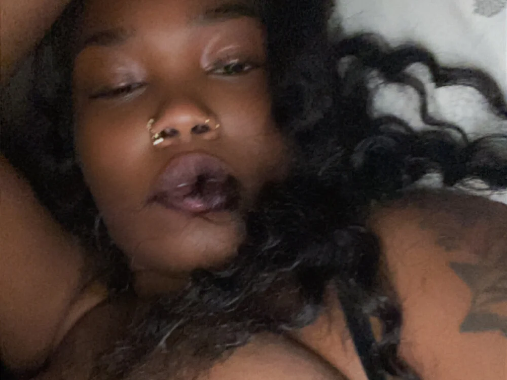 sweeteyecandy's Offline XXX Chat