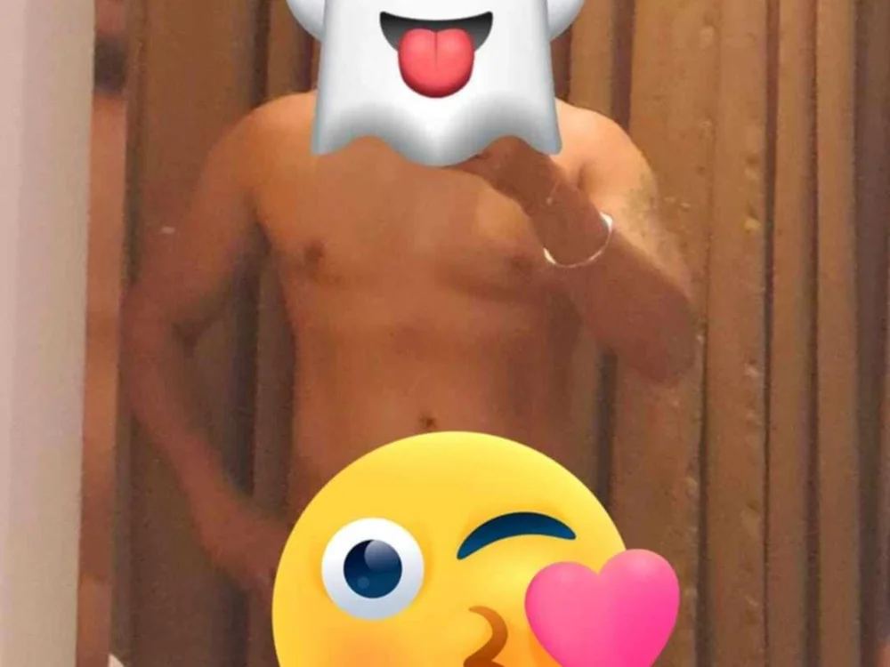 Chat +18 off-line de Kunal_Maasager