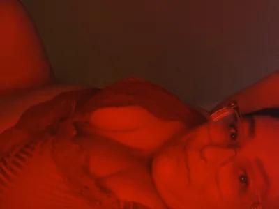 Bustybabe86 Female C2c Live Webcam Sex
