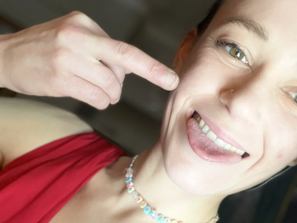 messy_bills' Offline XXX Chat