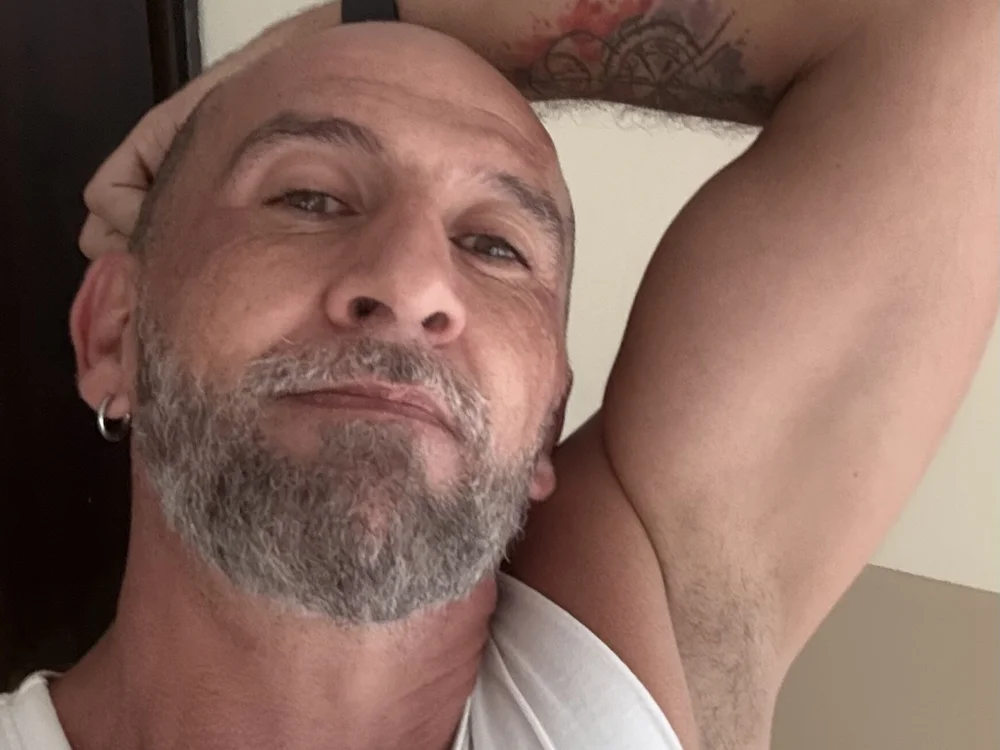 DaddySonBR offline chatrum