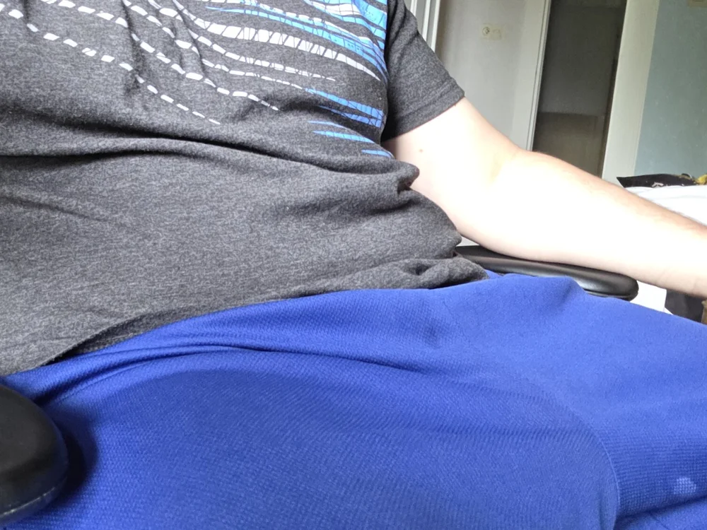 AlexBigbelly's Offline XXX Chat