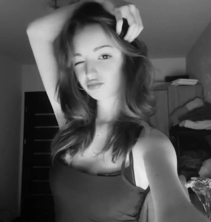 Adele_beauty – Offline XXX chat