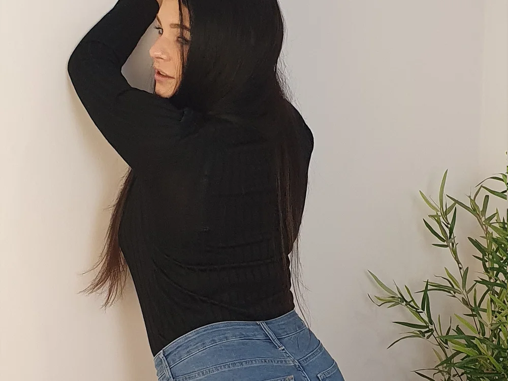 BellaWalker's Offline XXX Chat
