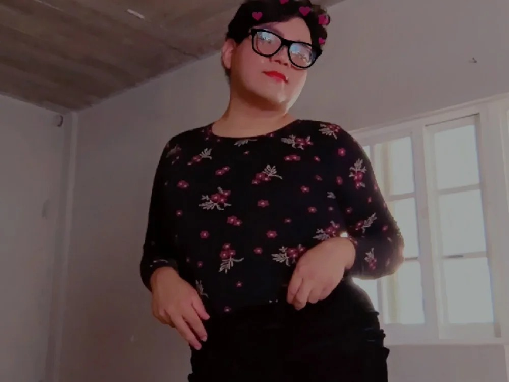 Sandy_Fem Offline Chatraum
