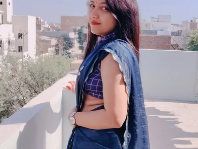 PARULQUEEN - Girl 