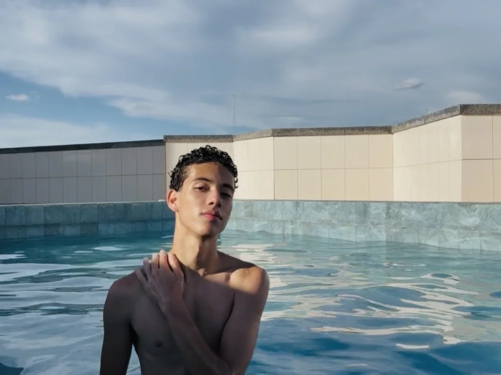 Novinho_magrinho Offline XXX-Chat